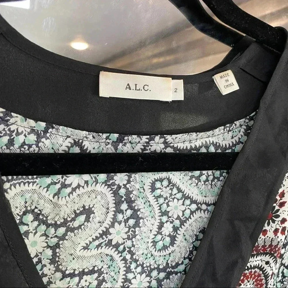 845  A.L.C. Silk Blouse - Picture 4 of 6